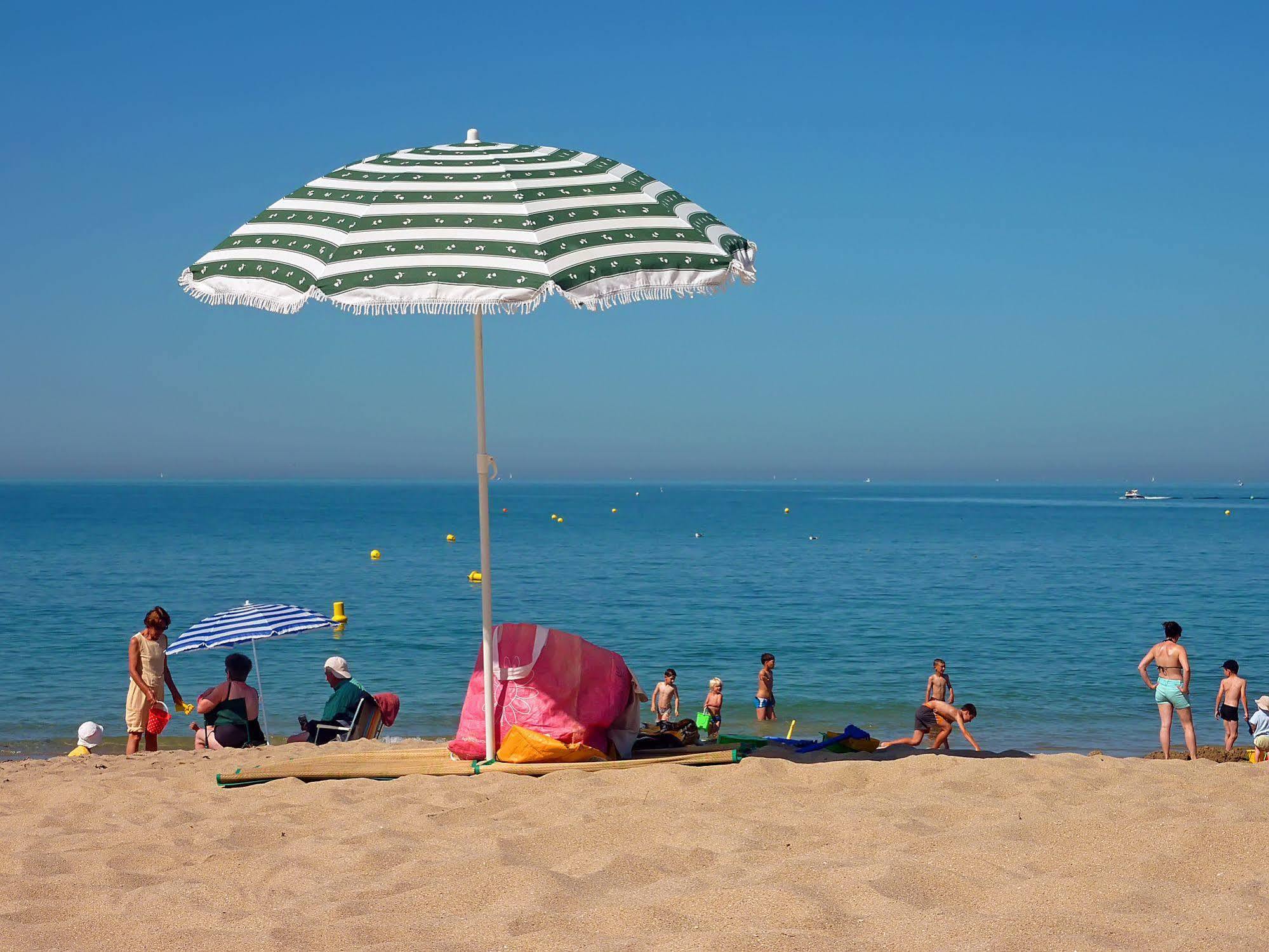 Hotel Des Falaises فيلي سور مير المظهر الخارجي الصورة